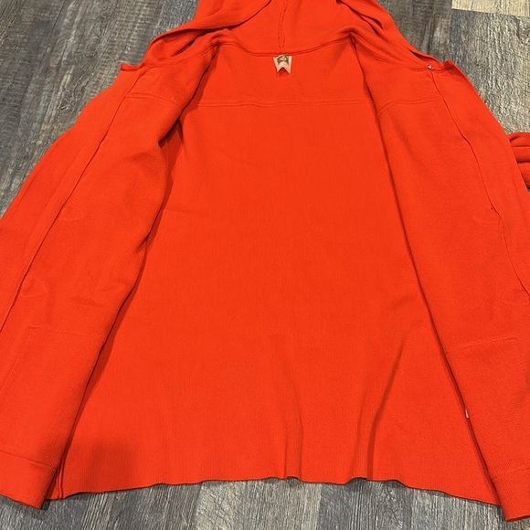 NWT Anne Klein red jacket beautiful black leather buttons , size large - Picture 12 of 13